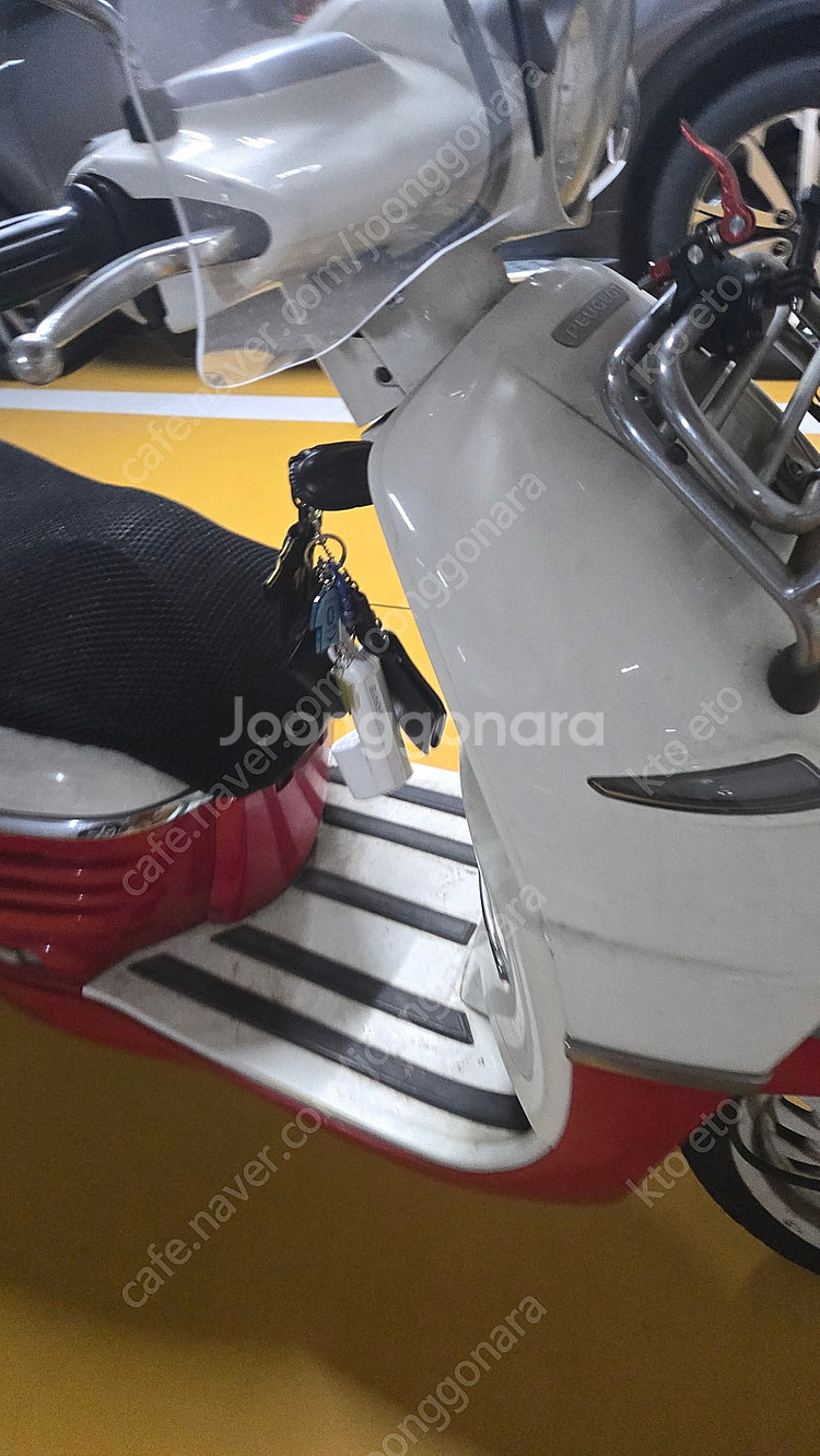 푸조 장고 125cc 16년식 팝니다--2