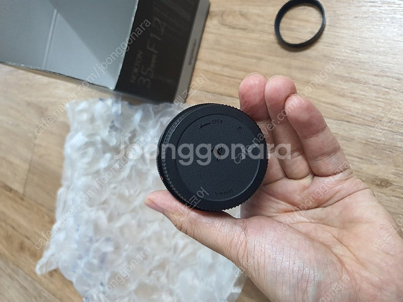 보이그랜더 녹턴 35mm f1.2 후지 x마운트용 싸게팔아요(일본판)--3