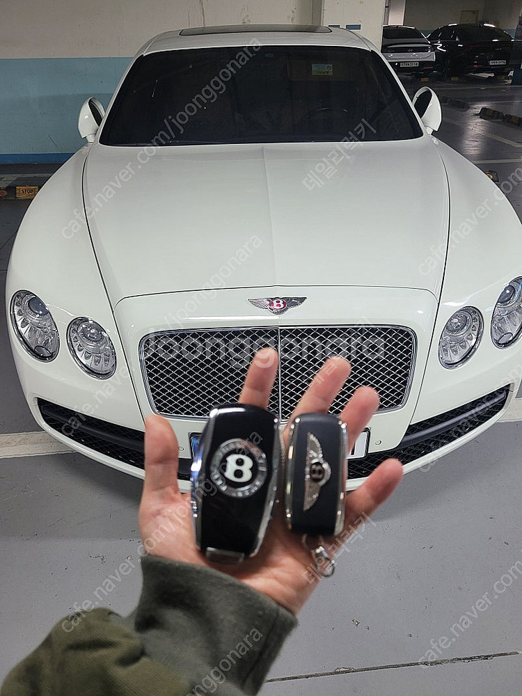 벤틀리 플라잉스퍼 모든연식 자동차키를 신형 벤틀리 전용...--0