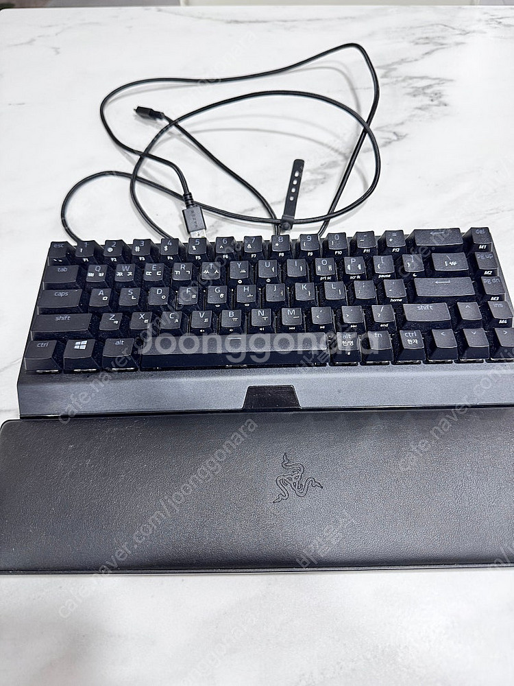 razor 레이저 키보드블랙위도우v3 미니 거의새것!!...--0