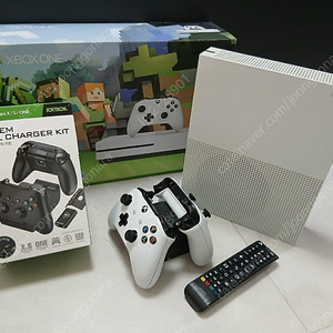 Xbox One S 1TB 게임3/컨트롤러2/배터리팩/리모컨