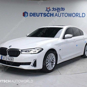 BMW 5시리즈 중고 BMW 중고 5시리즈 중고차 할부 흰색 2022년식 29,544km 530e 럭셔리 개인사업자 차량구매