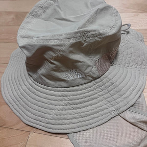 노스페이스 벙거지 베이지