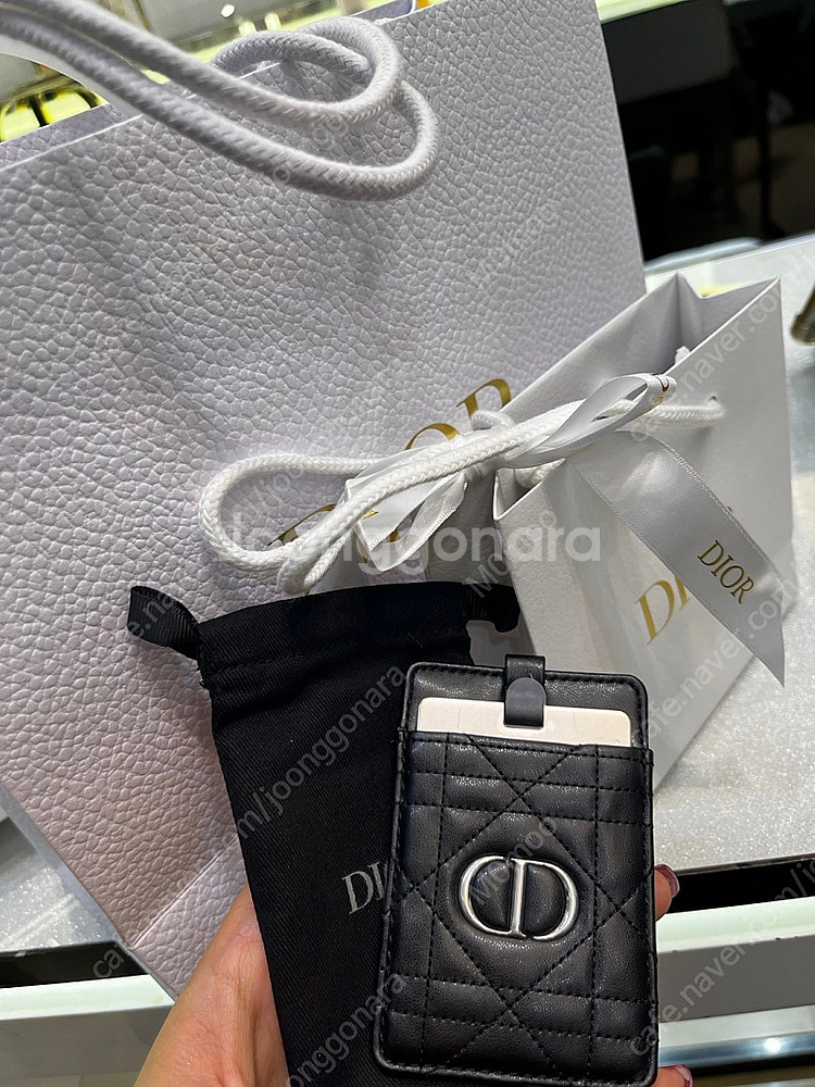 디올 카드홀더 택포 10만원--0