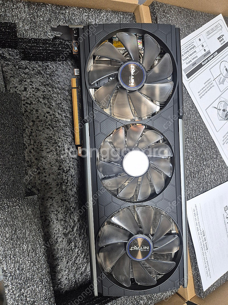 사파이어 RX5700XT NITRO+ OC 그래픽 카드--0