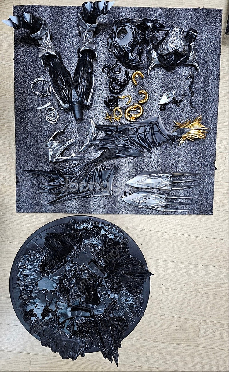 MOTU 블랙워그레이몬 레진 팝니다.--4