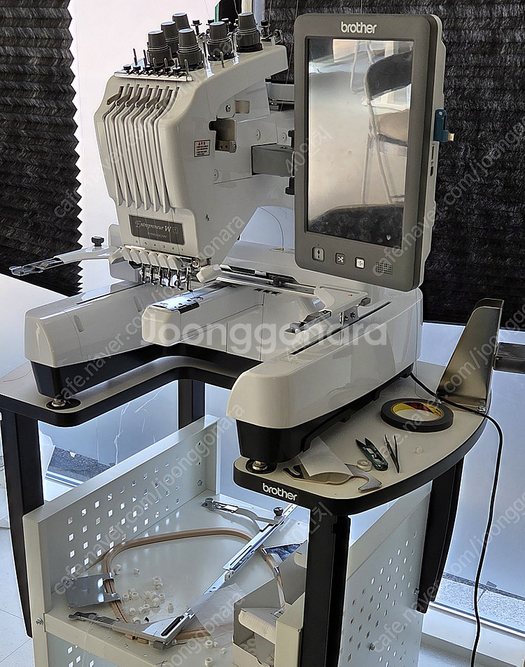 부라더 자수기 PR680W A급 (PE 디자인 프로그램...--0