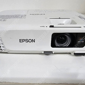 엡손 EB-X18 XGA 3000안시 빔프로젝터 중고 골프연습장 휴대용 강의실 회의용 가성비