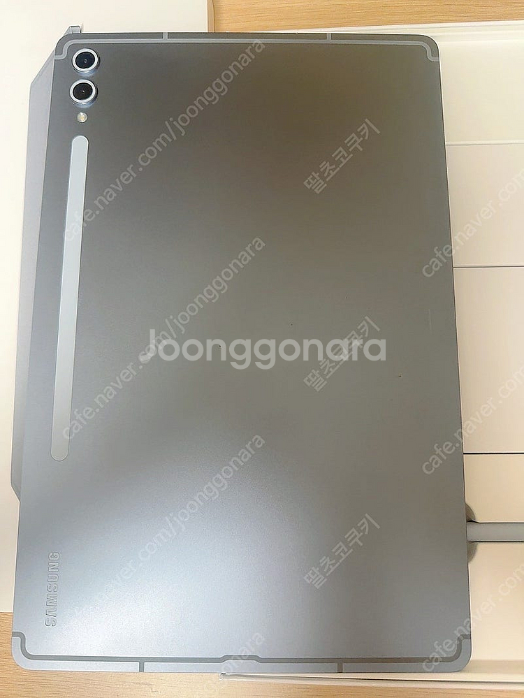 갤럭시탭 S10+ WIFI 256GB 그레이 색상--3