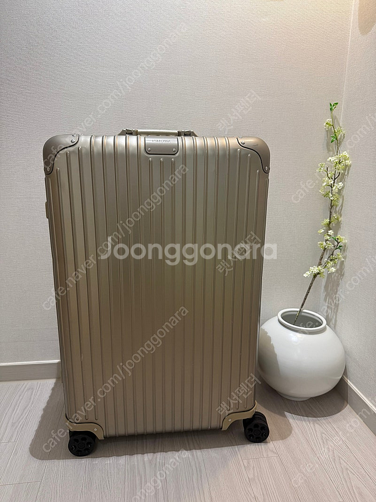 리모와 오리지널 체크인 L 티타늄골드 색상--0