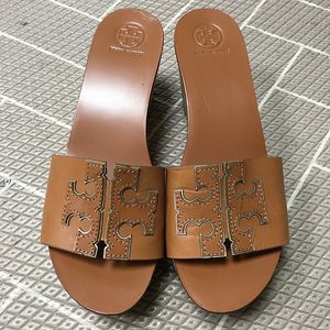 토리버치 웨지 플랫폼 슬리퍼 8M 245 / 랑방 마인 오브제 타임 럭키슈에뜨 산드로 마쥬 오르 시에 시스템