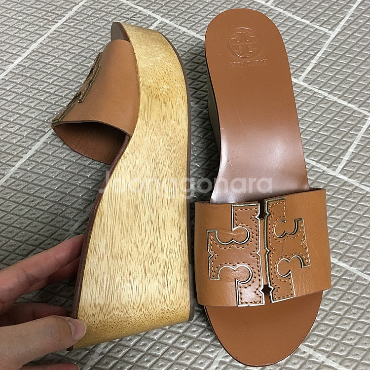 토리버치 웨지 플랫폼 슬리퍼 8M 245 / 랑방 마인...--5