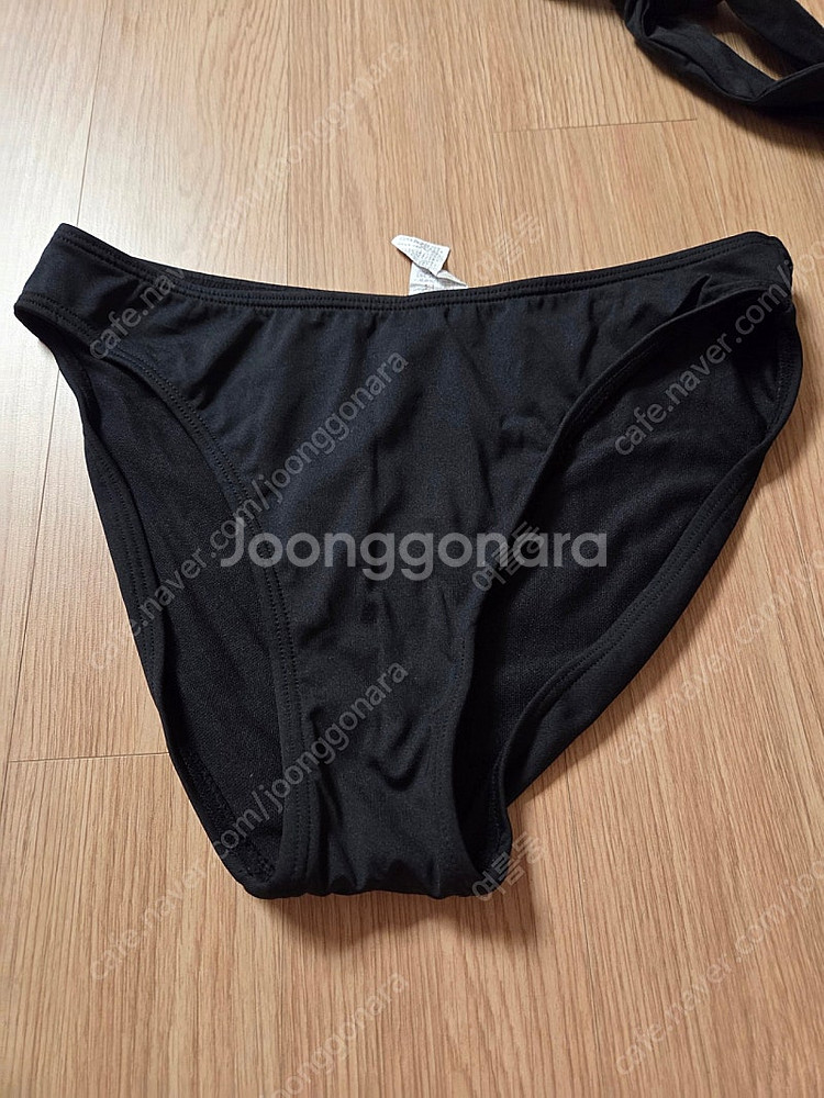 레노마 검정 홀터넥원피스 수영복세트 3만원--3