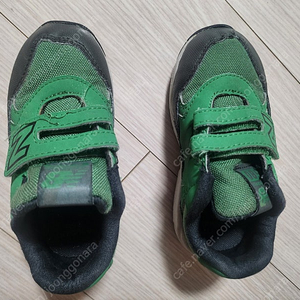 145 운동화