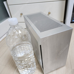 인텔 i5 14600KF RTX4060 SFF ITX 미니게이밍PC를 판매합니다