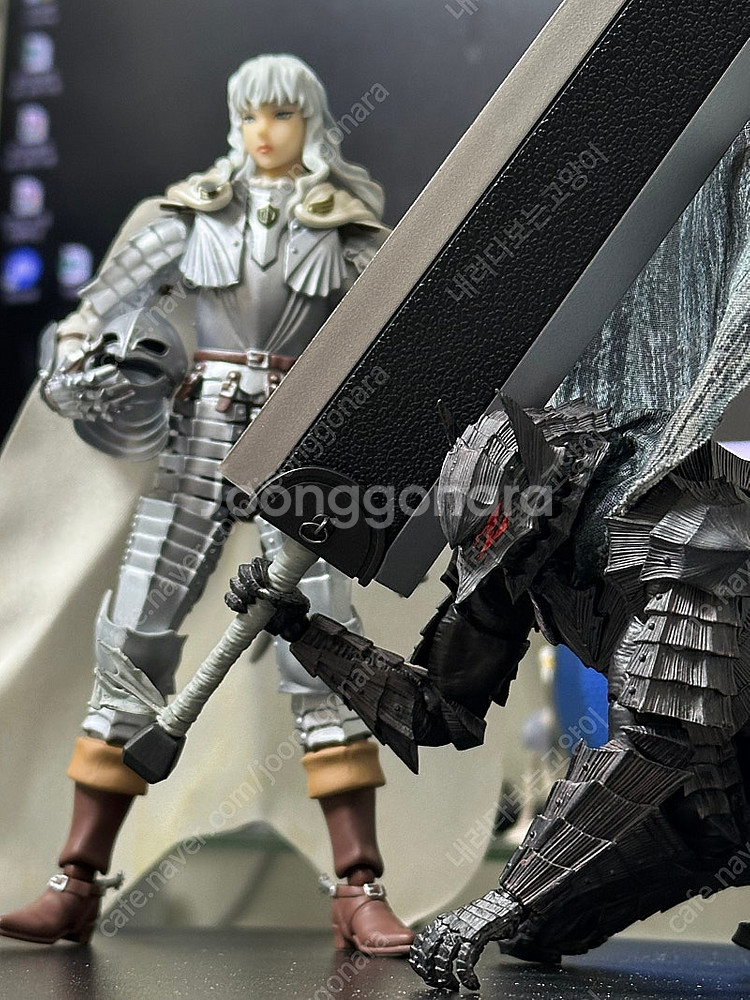 반다이 피그마 베르세르크 SHF 격정가츠 시르케 그리피...--0