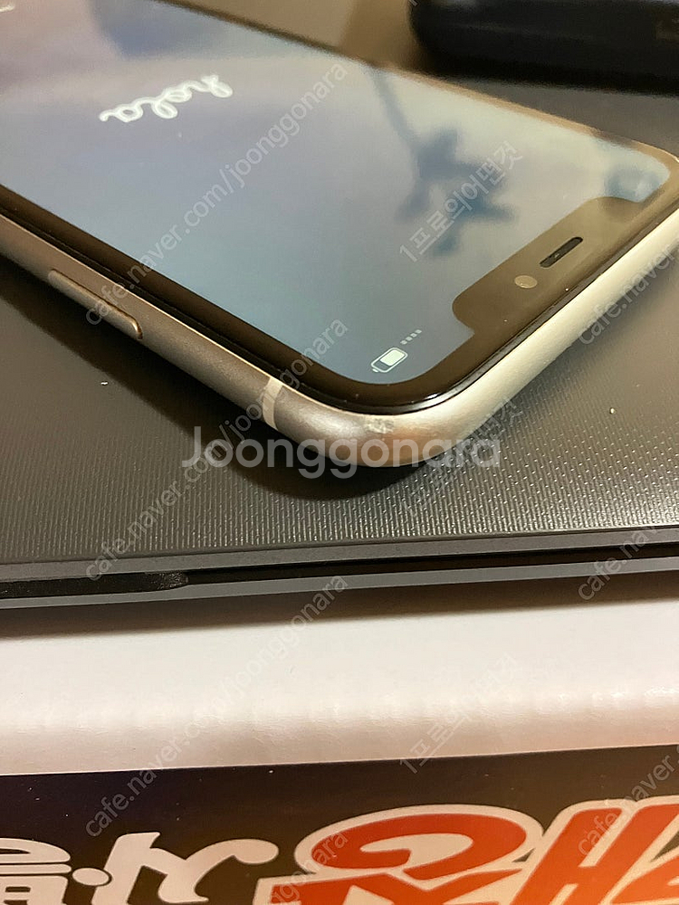 아이폰Xr 64기가 화이트--3