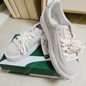 [PUMA] 스웨이드 플랫폼, 화이트 골드, 250
