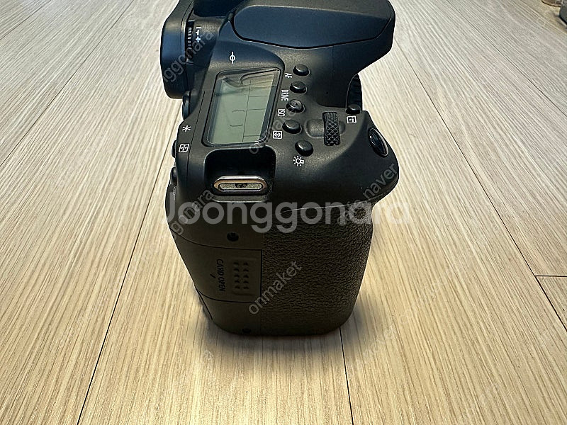 캐논 정품 90D 바디 2대 판매합니다.--6