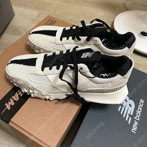뉴발란스 xc72 255사이즈
