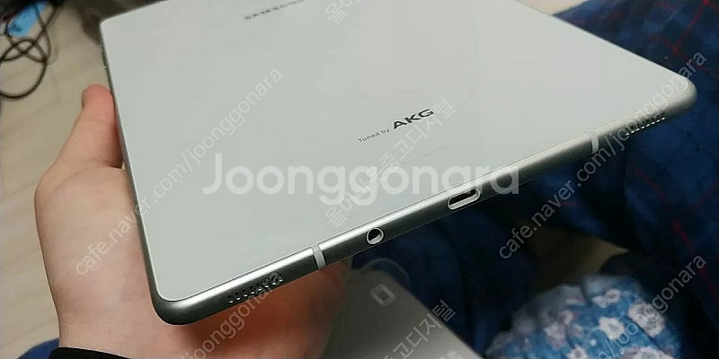 갤럭시탭S4 64G A급 11.5만 (T830) 팝니다...--2