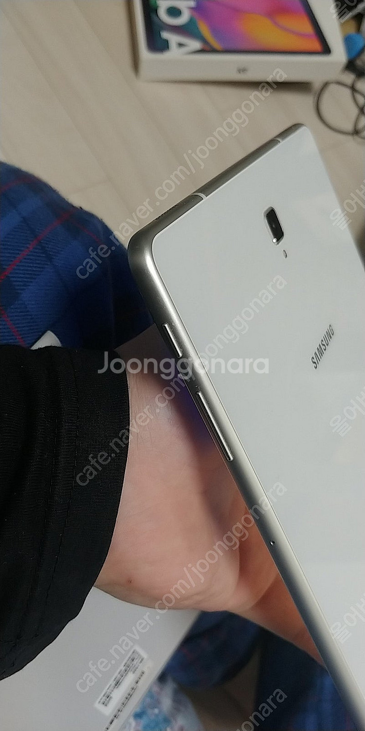 갤럭시탭S4 64G A급 11.5만 (T830) 팝니다...--5
