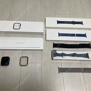 애플워치 7 45mm gps+cellular 블루 25만원에 급처(스트랩 5종 포함)