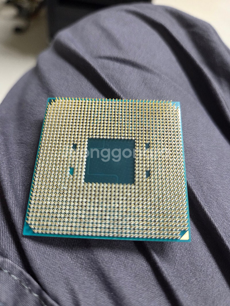 Amd 라이젠3 3200g cpu팝니다--1