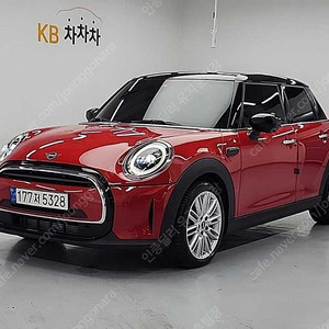 중고 미니쿠퍼 중고 가격 미니쿠퍼 5도어 중고 빨간색 2022년식 38,548km 5도어 클래식 플러스 런치팩 3세대 중고자동차 시세표