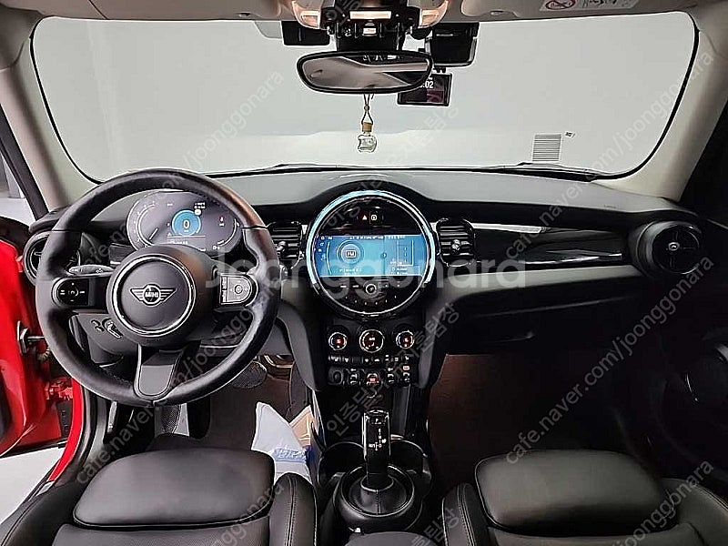 중고 미니쿠퍼 중고 가격 미니쿠퍼 5도어 중고 빨간색 2022년식 38,548km 5도어 클래식 플러스 런치팩 3세...--8