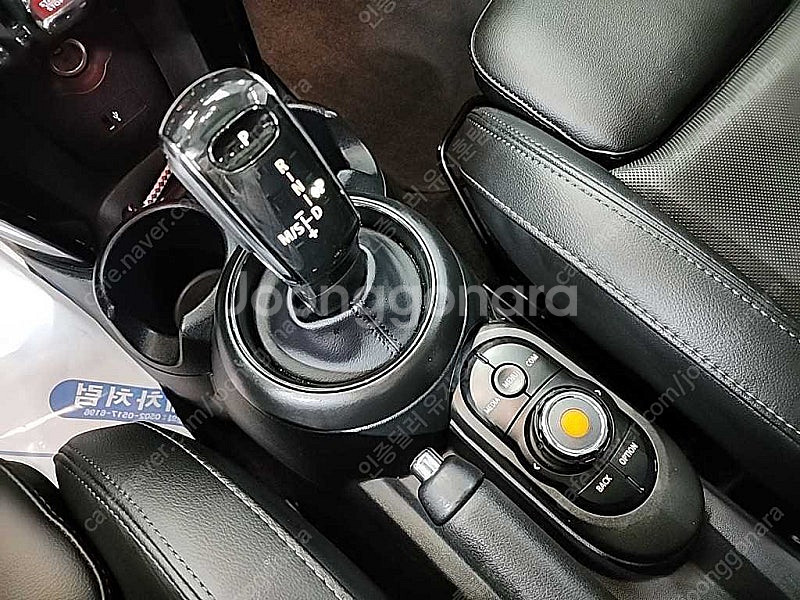 중고 미니쿠퍼 중고 가격 미니쿠퍼 5도어 중고 빨간색 2022년식 38,548km 5도어 클래식 플러스 런치팩 3세...--9