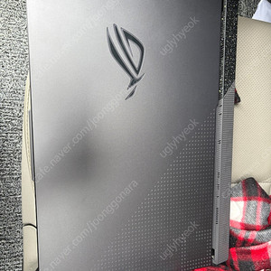 ASUS 17인치 QHD 240HZ 라이젠9 7945HX 4070 32G 2.5TB (G713PI-LL006) 노트북팝니다