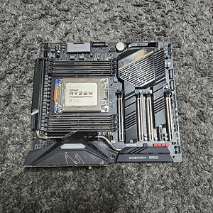 라이젠 쓰레드리퍼 3960X + 기가바이트 TRX40 어로스마스터 + 에너맥스 2열수랭쿨러