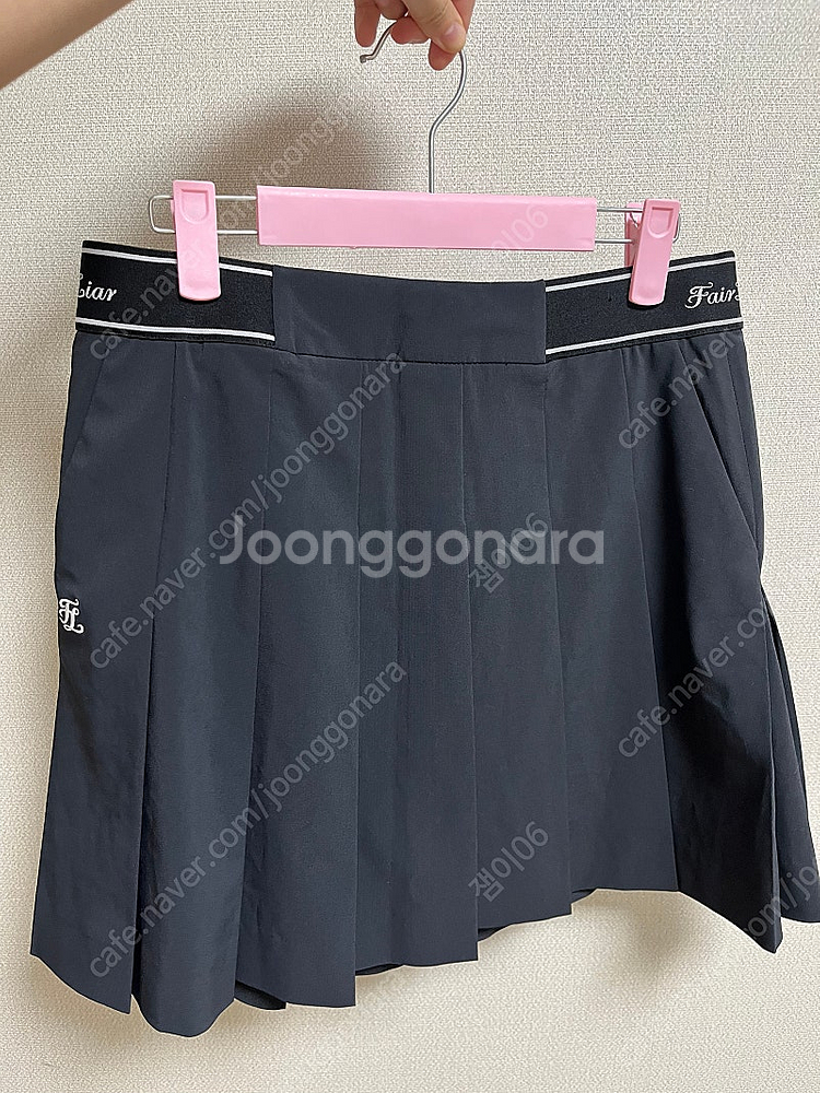 페어라이어 플레어 스커트 블랙,화이트--5