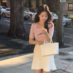 Sie 시에 소프트넥 티셔츠 텐더핑크