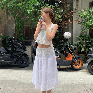 Tannat 타낫 나시 블라우스Square ruffle sleeveles(택포)