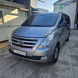 ** 판매 캠핑카 4륜구동 ** 그랜드 스타랙스 4륜구동 모던 스페샬 2016년11월28일 85,406km 인산철600a (2017년식)