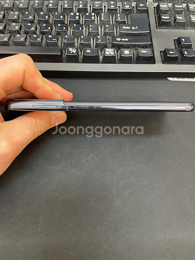 갤럭시S21 그레이 256GB 상태좋은 중고19만팝니다...--4