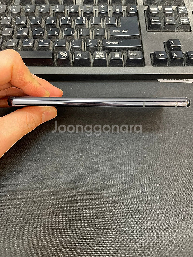 갤럭시S21 그레이 256GB 상태좋은 중고19만팝니다...--6