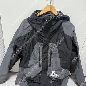 팔라스 파우더 자켓 블랙 그레이 M