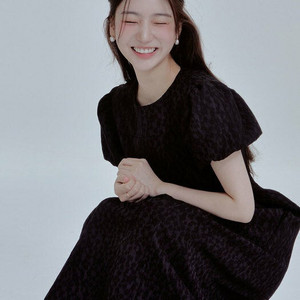 리엘 데이지 퍼프 벌룬 류이서 반팔 레이스 원피스