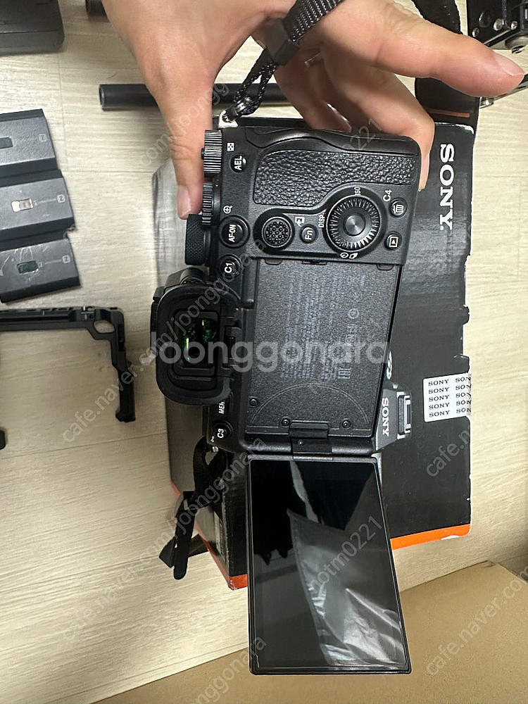 Sony A7S3 바디, 항공샷 삼각대 판매합니다--3