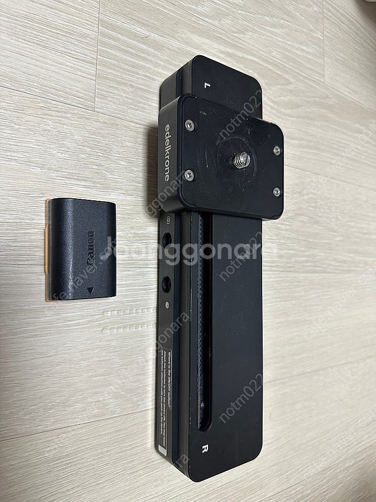 Sony A7S3 바디, 항공샷 삼각대 판매합니다--5