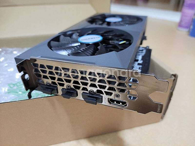 기가바이트 rtx 3060ti 그래픽카드 팝니다--4