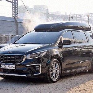 더뉴 카니발 중고 가격 중고 카니발 검정색 2019년식 55,102km 가솔린 9인승 하이리무진 노블레스 스페셜 수원중고차