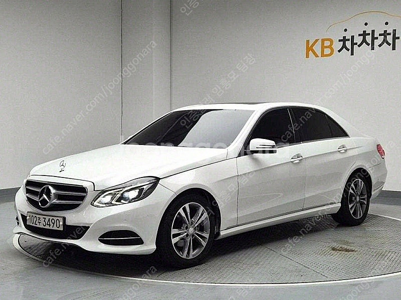 벤츠 E클래스 중고 벤츠 중고 흰색 2016년식 E22...--0