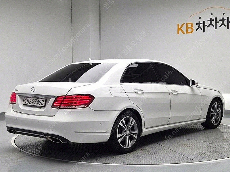 벤츠 E클래스 중고 벤츠 중고 흰색 2016년식 E22...--4