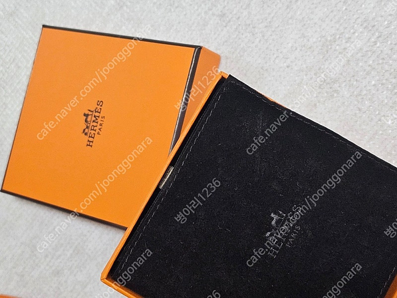 [정품] 에르메스 오메일론 목걸이 (골드 가죽 + 실버 체인) 판매합니다!! / 가격 인하--2