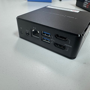 Belkin 듀얼 디스플레이 USB-C 독 판매합니다