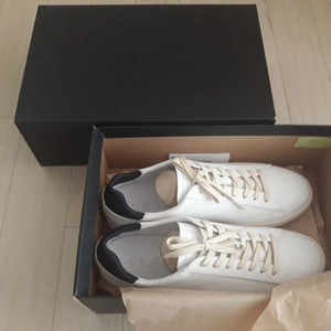 새제품 단종된 클래이 clae 기본 스니커즈
